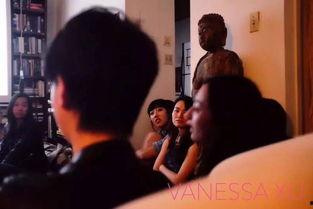 成人搞笑板凳舞视频大全,欢乐满溢！成人搞笑板凳舞视频大盘点