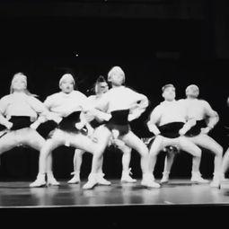 表情舞蹈成人舞蹈视频,表情舞蹈成人舞蹈视频赏析